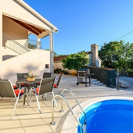 Casa Paradiz *