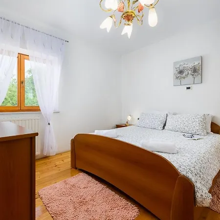Apartment Paradiz Labin (Istria)