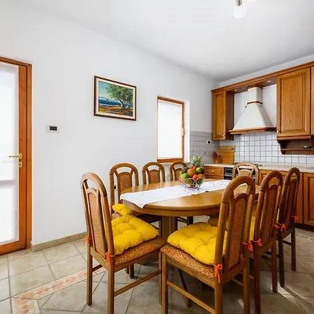 Paradiz Labin (Istria)
