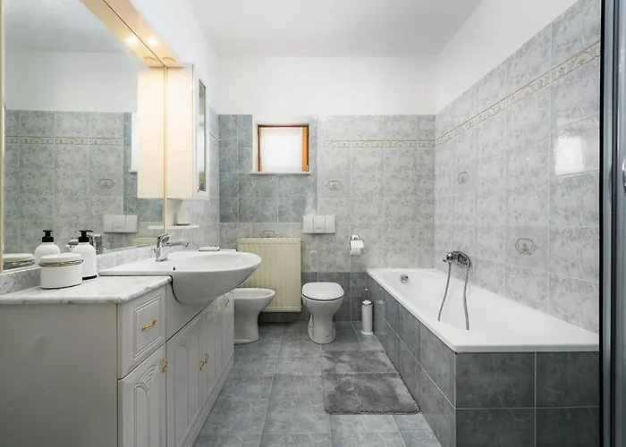 Paradiz Apartman Labin (Istria)